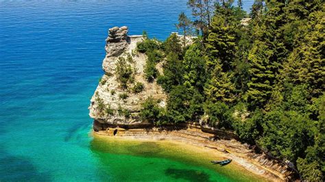 Free camping munising  While visiting our campground, spend time enjoying the picturesque views and serenity of Otter Lake or take advantage of the close proximity to off-road trails